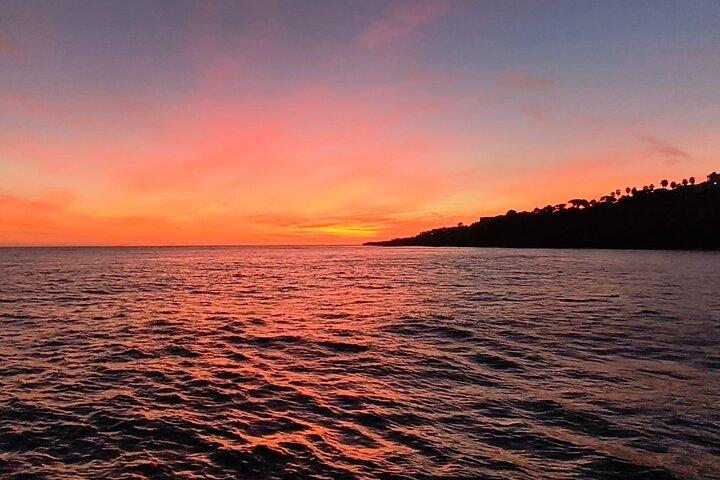 Cascais to Lisbon Sunset Cruise With Open Bar