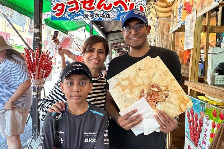 Tsukiji Bites Tokyo Fish Market Walking Food Tour By Local Guide