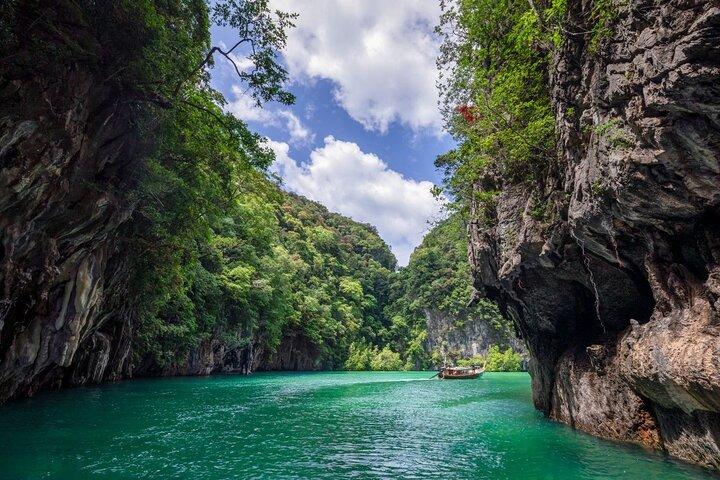 Koh Hong Early Bird & 4 Islands Day Tour by Speedboat From Krabi