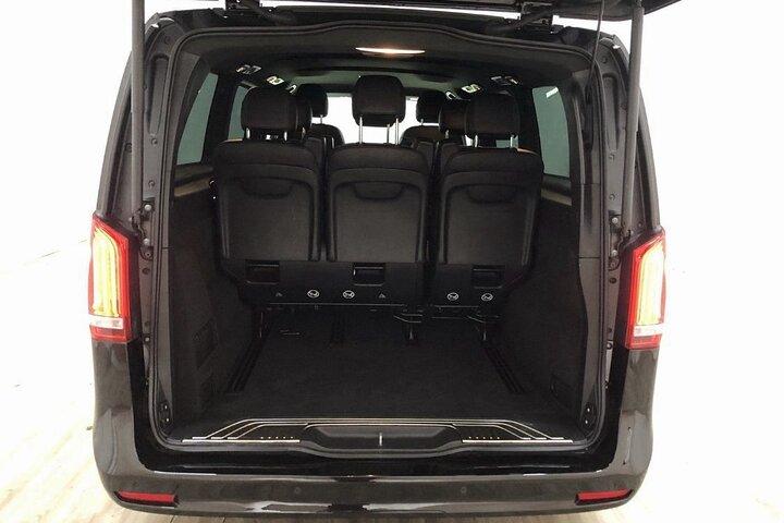 Luxury transfert AIRPORTS CDG-PARIS/DISNEYLAND By VAN 1-7 pers