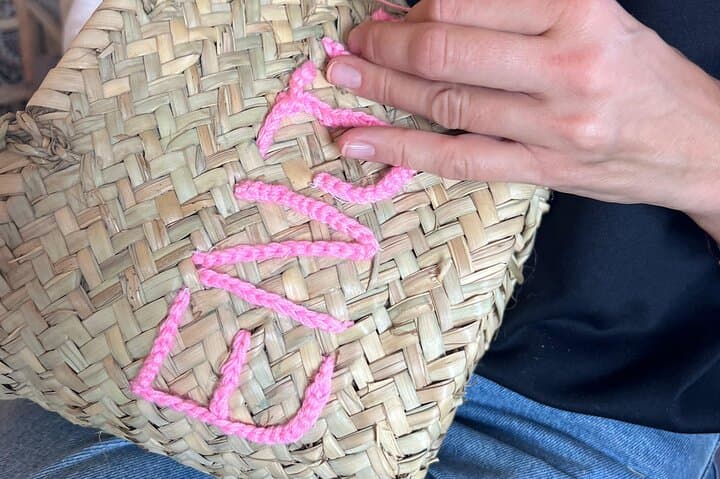 Embroidery Techniques to personalize your Moroccan Basket or Hat