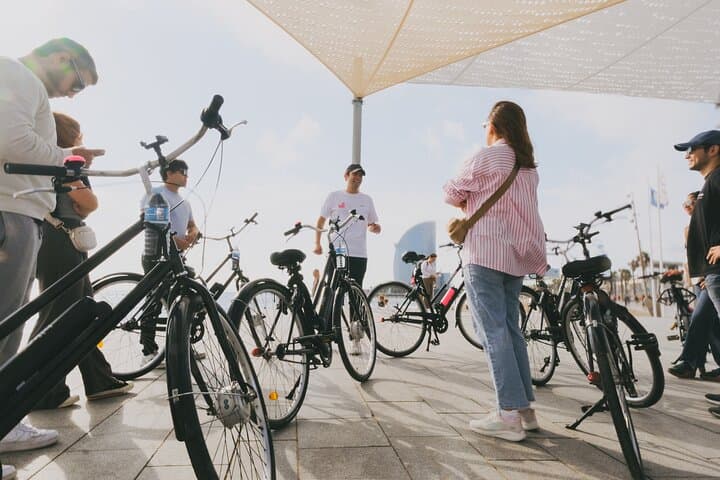 Barcelona’s Most Fun E-Bike Tour: Gaudí & City Stories