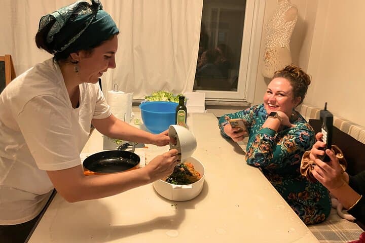 Traditional Cooking Class with a Local Mom in Central Istanbul