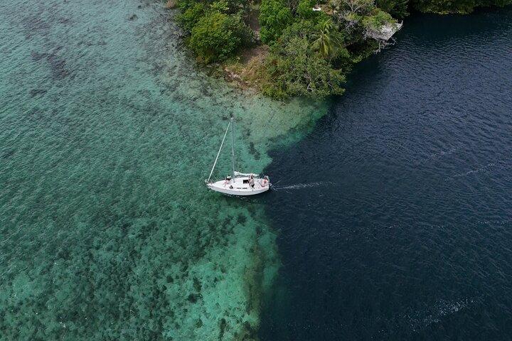 Bacalar : Sailing Tour with Beers & Guacamole