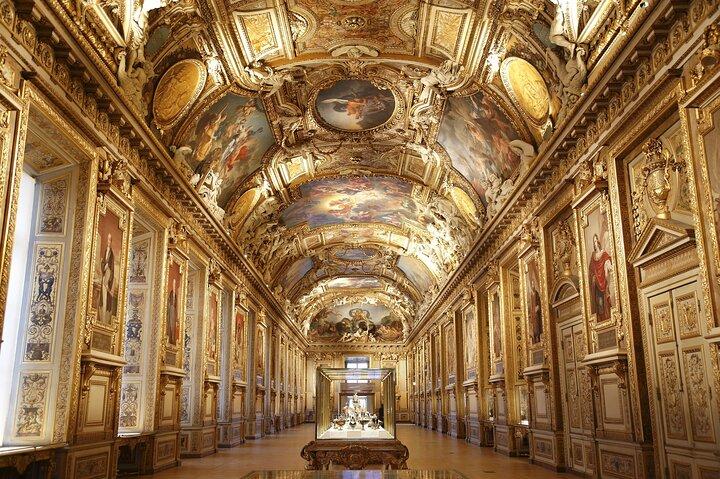 Private Guided Tour of Louvre Museum with CDG Airport Pick up