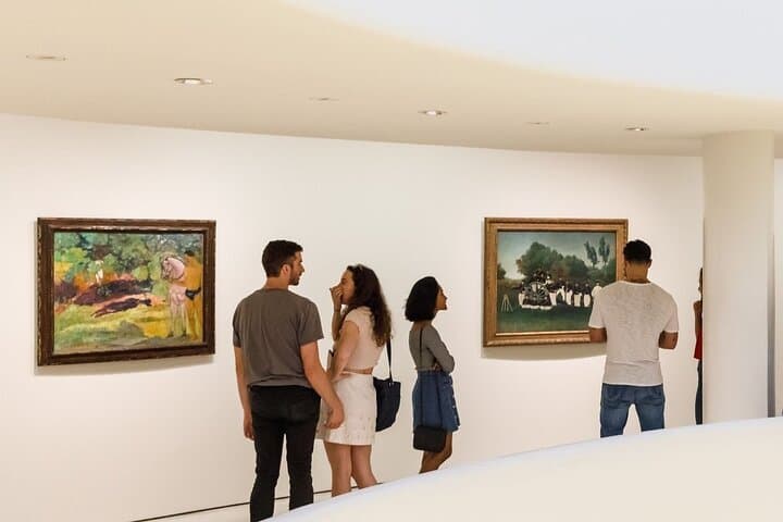 Guggenheim Ticket and Audio Tour with Carnegie Hill Walk