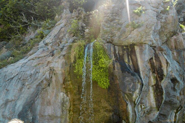 Small Group Boat Tour Capri & Blue Grotto with Swimming Stops