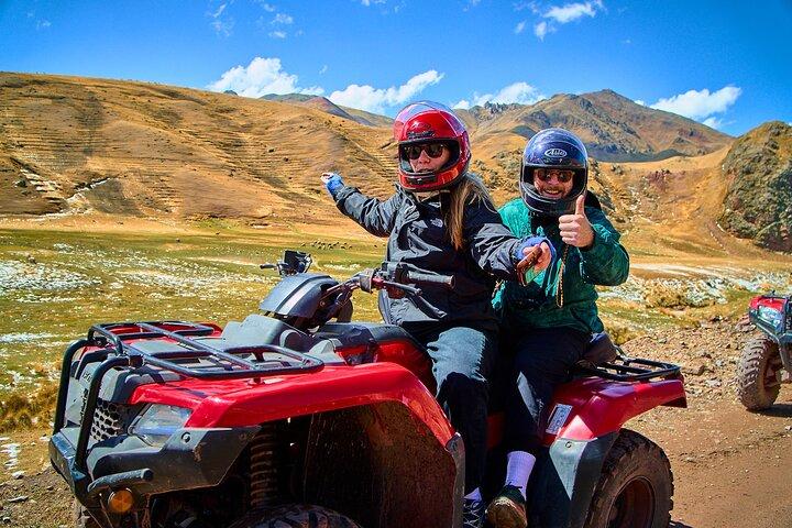 Rainbow Mountain ATV Tour from Cusco with Breakfast and Lunch