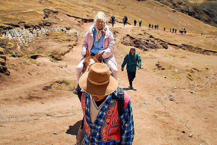Rainbow Mountain ATV Tour from Cusco with Breakfast and Lunch