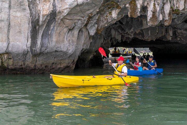 Private Transfer with Luxury Day Cruise Halong Bay from Hanoi