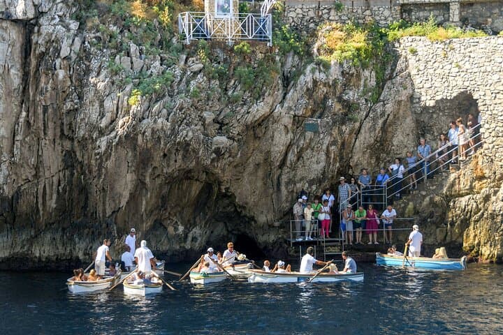Capri Island with Blue Grotto: Day Trip from Rome