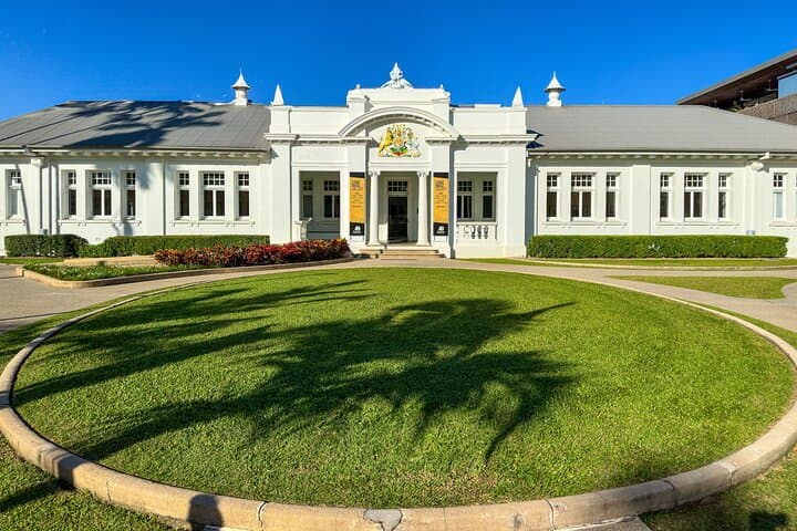 Cairns History Walking Tour