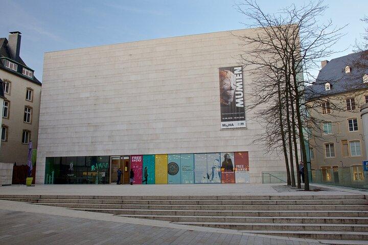 Luxembourg Historic Downtown Self Guided Audio Walking Tour