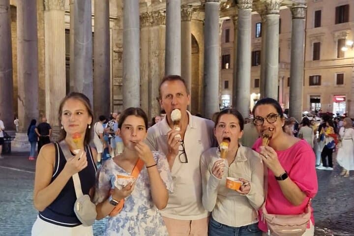 Golf Cart Tour in Rome with Traditional Gelato Degustation