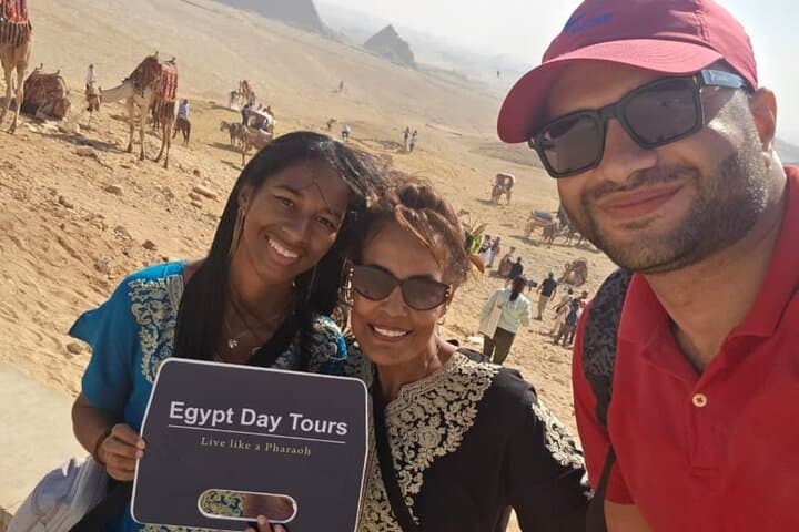 Private Half-Day Giza Pyramids & Sphinx with Egyptologist