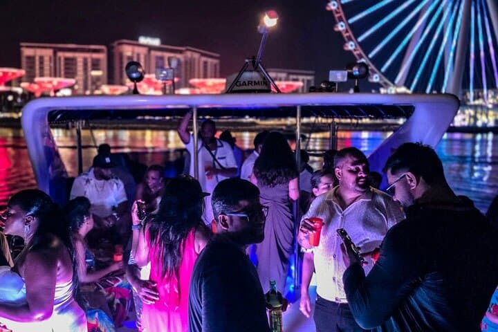 Dubai Marina Luxury Yacht Party with BBQ, Open Bar & Live DJ