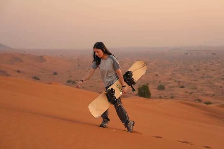 Premium Dubai Buggy Tour in Red Sands and Desert Safari