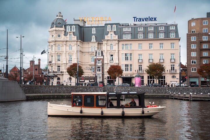 Private Boat Tour of Amsterdam Canals