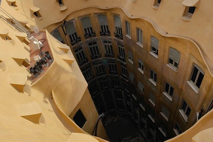 La Pedrera Skip-the-Line Local Guided Tour: Beyond the Postcard