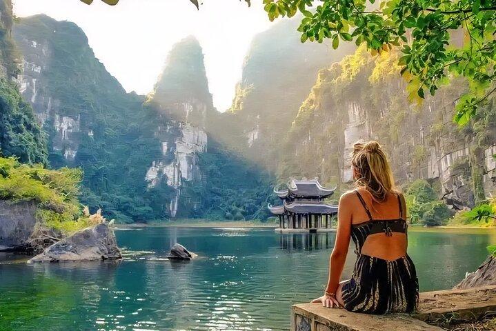 Ninh Binh Hightlight & Hidden Gem from Hanoi with Skip-The-Line
