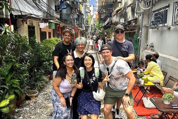Hanoi Old Quarter Private Walking Tour with Train Street Stop