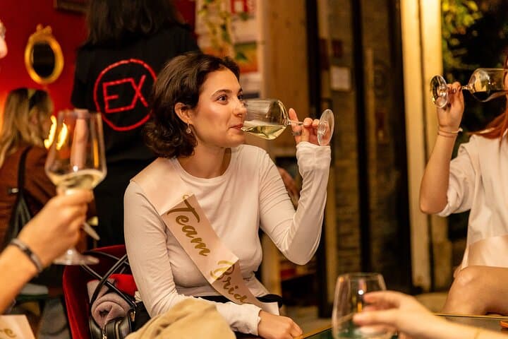 Rome Night Tipsy Tour & Bar Crawl with Forbidden History