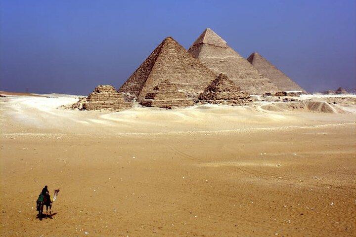 8-Day Egypt Tour : Cairo & 4-Night Nile Cruise + Domestic Flights