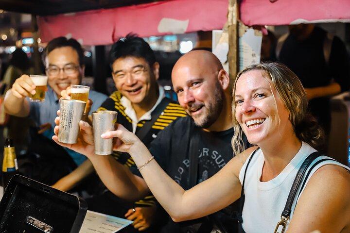 Fukuoka Night Tour: Guided Yatai, Local Izakaya & River Cruise