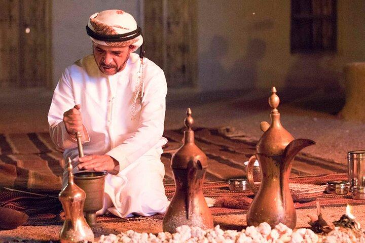 Old Dubai Walking Tour: Gold & Spice Souks, Heritage & Creek