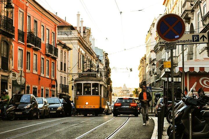 Lisbon Highlights and Hidden Gems Walking Tour