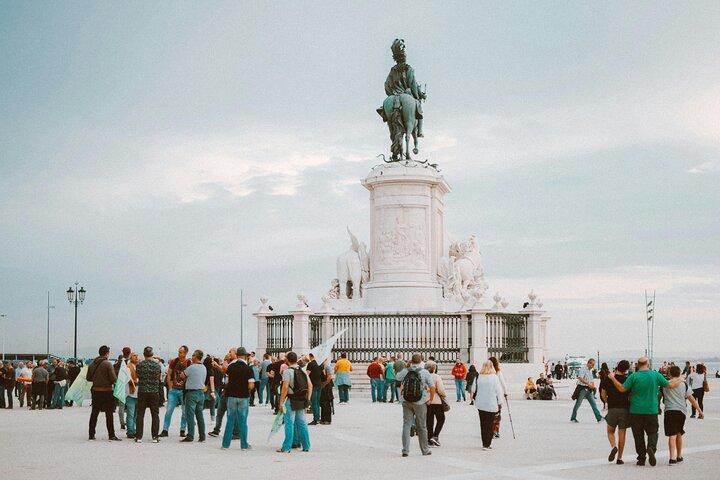 Lisbon Highlights and Hidden Gems Walking Tour