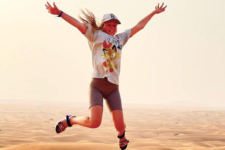 Abu Dhabi Safari VIP Desert Camp with Live Shows and BBQ Dinner