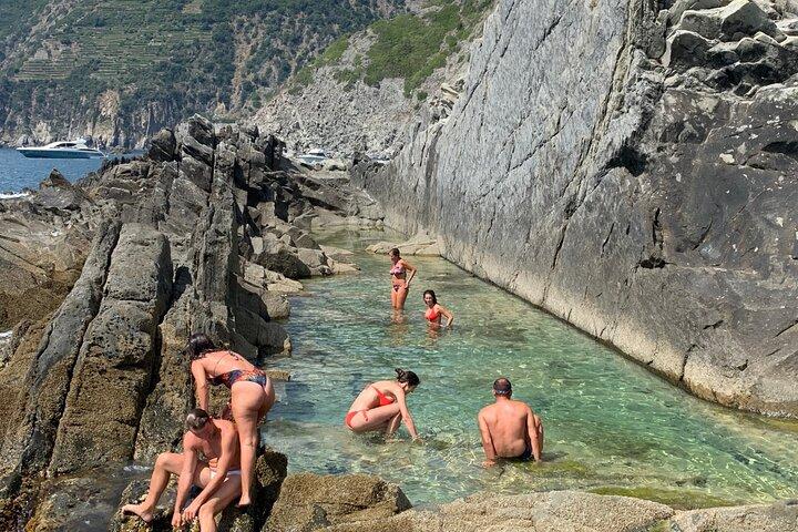 Dolce Vita 5Terre&Portovenere: Full Day Tour with Lunch