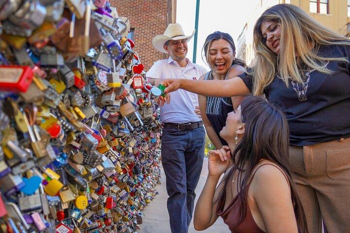 San Antonio Small Group Tour with Riverwalk Boat Cruise