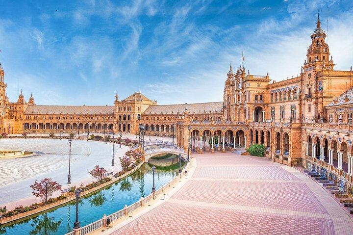 Sevilla Private Walking Tour with a Local
