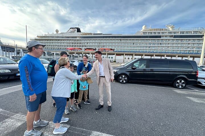 Shore Excursion Tour for Kids from Naples Port to Pompeii and Vesuvius