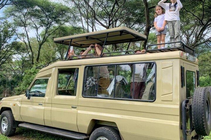 Arusha: The Most Affordable 2-Days Tanzania Group Budget Safari