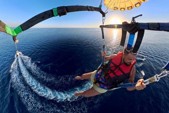 Parasailing in Sharm El Sheikh - Adventure over the Red Sea