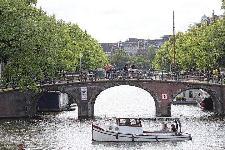 Amsterdam Private Saloon Boat Cruise Experience