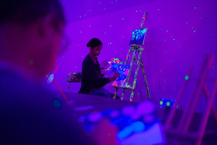 NEON Starry Night Sip and Paint Experience