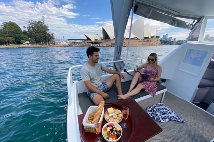 Self Drive Boat Hire Sydney Harbour (No license required)