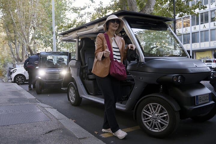 Rome Imperial City: Private Golf Cart Tour with Pick-up Hotel