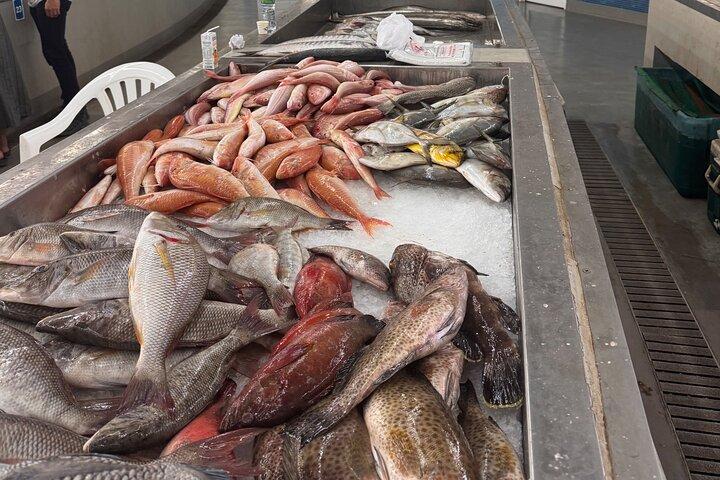 Group Guided Muscat City Tour with Pickup and Free Lunch