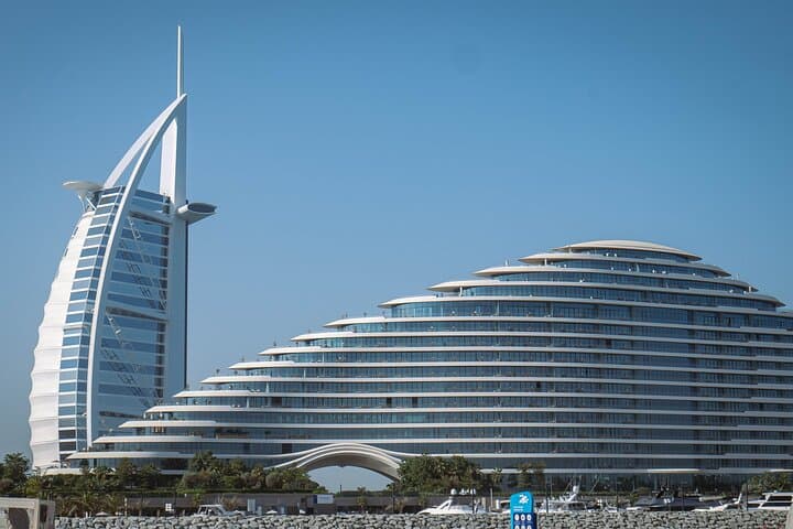 Dubai's Ancient Charm Tour with Abra Ride