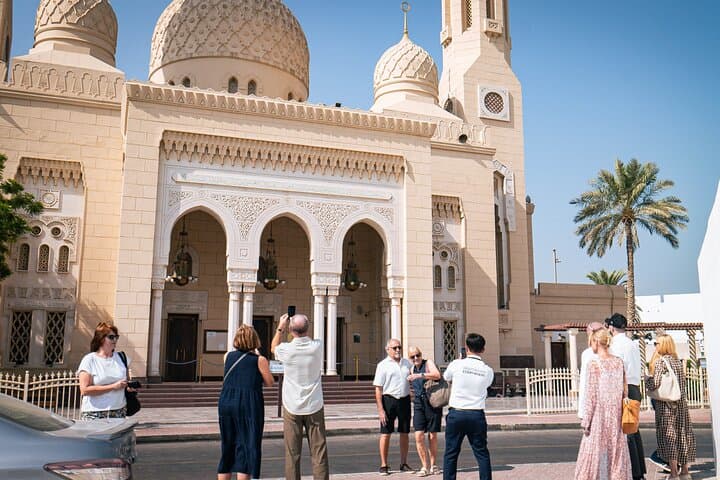 Dubai's Ancient Charm Tour with Abra Ride