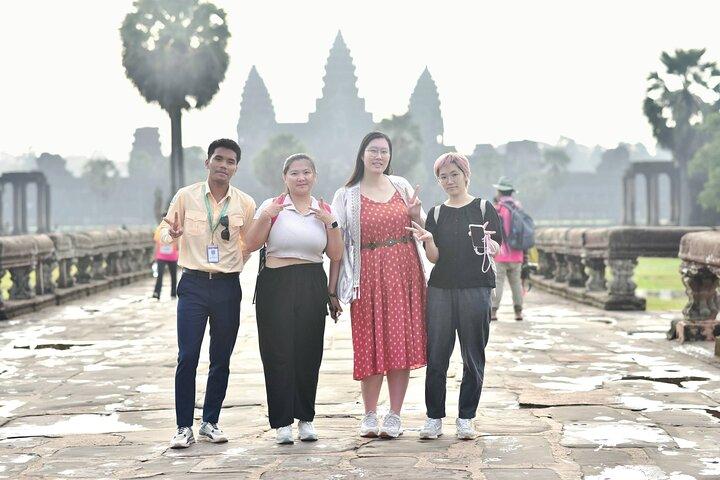 Phnom Penh to Siem Reap Taxi Angkor Wat & Return, 2 Day Tour