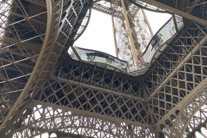 Eiffel Tower Guided Tour by Stairs Optional 3rd floor by Elevator