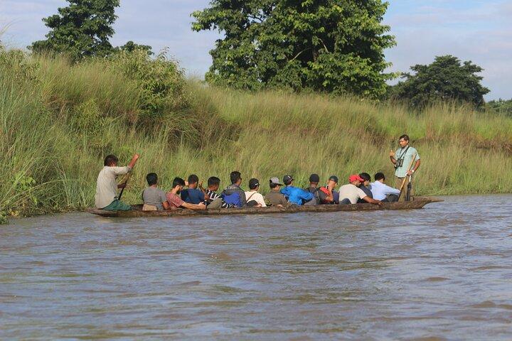 8 Days Nepal Tour Package: Kathmandu, Pokhara & Chitwan Safari