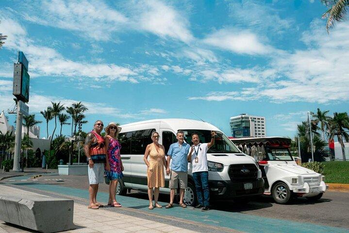 Scenic Tour in Traditional Vehicle Pneumonia in Mazatlan