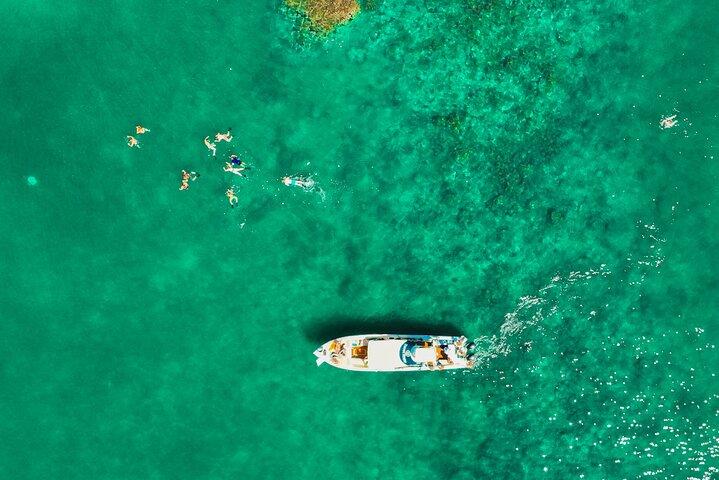 Tortuga Island Snorkeling Boat Tour from Santa Teresa Costa Rica